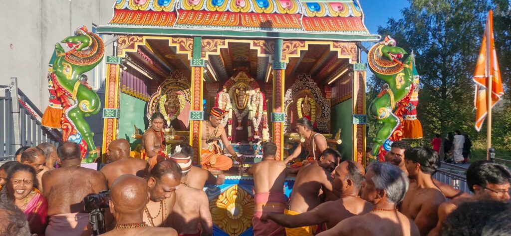 மாலை சப்பறத்திருவிழா 10.08.2026